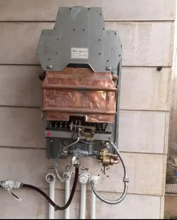 تعمیر و سرویس انواع آبگرمکن دیواری|خدمات پیشه و مهارت|زاهدان, |دیوار