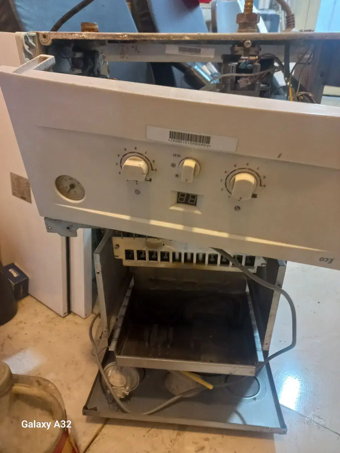 فن برد پمپ شیر گاز پکیج تاچی|آبگرمکن، پکیج، شوفاژ|اندیشه, اندیشه فاز ۳|دیوار