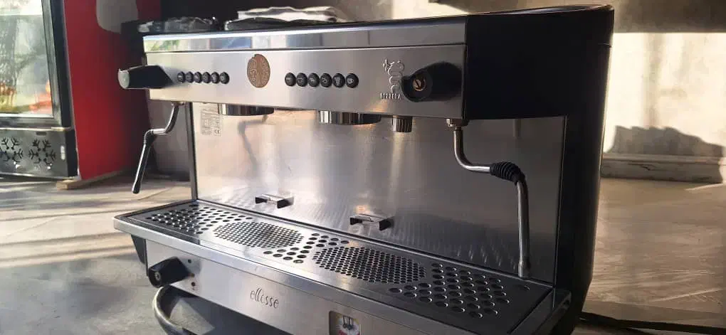 دستگاه قهوه ساز صنعتی دو گروپ بیزرا|سماور، چای‌ساز، قهوه‌ساز|نورآباد ممسنی, |دیوار