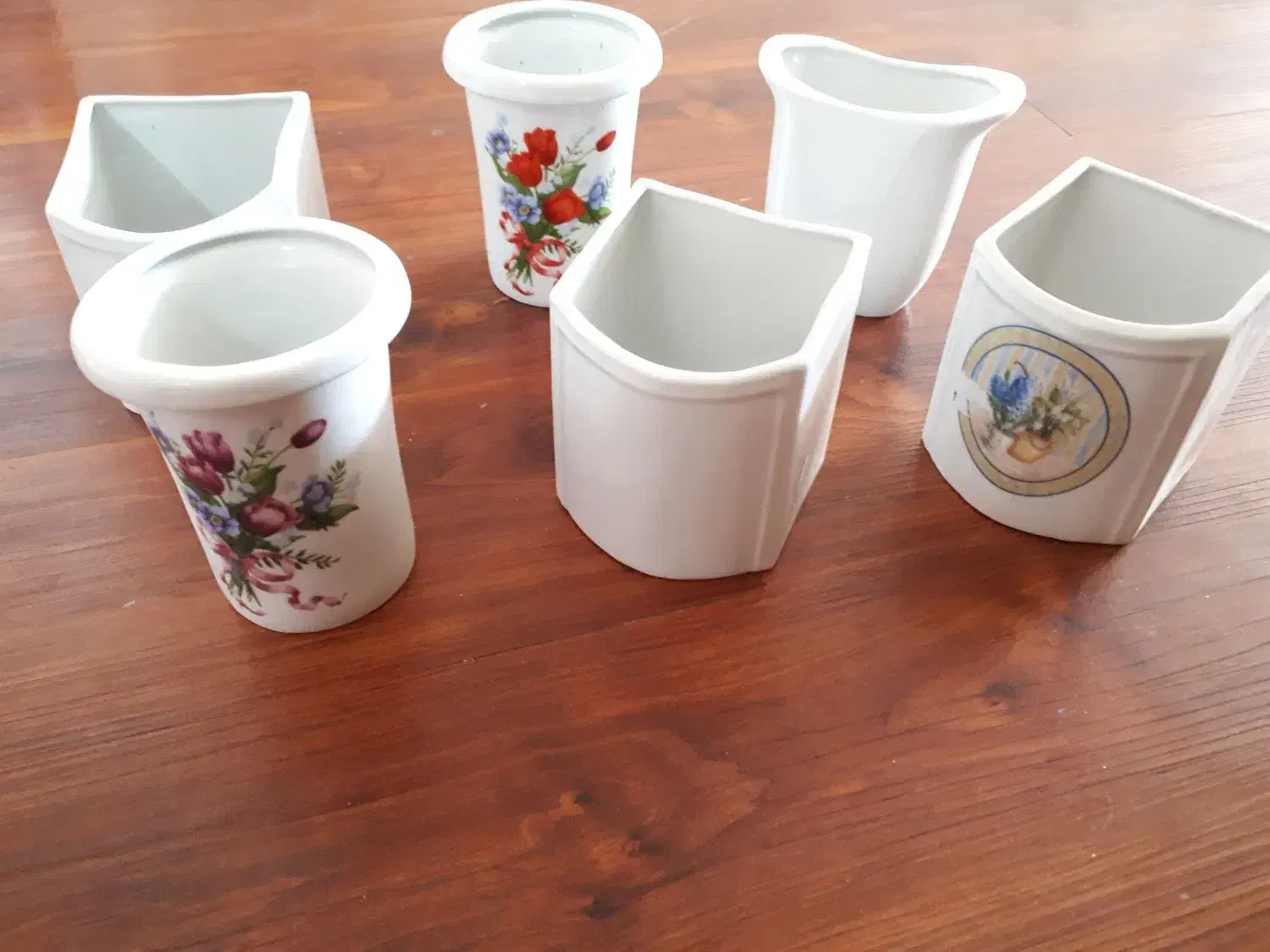 جاقاشقی وچاقو و گلدان|ظروف سرو و پذیرایی|شاهینشهر, فردوسی|دیوار