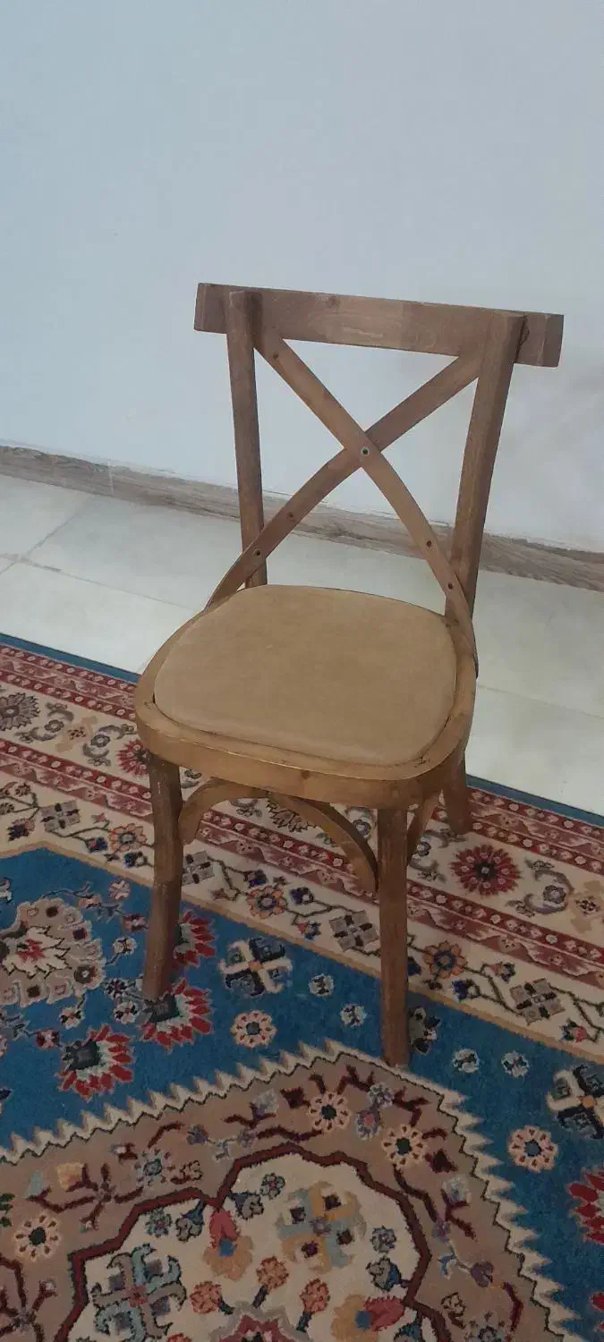 صندلی چوبی لهستانی|میز و صندلی غذاخوری|چالوس, |دیوار