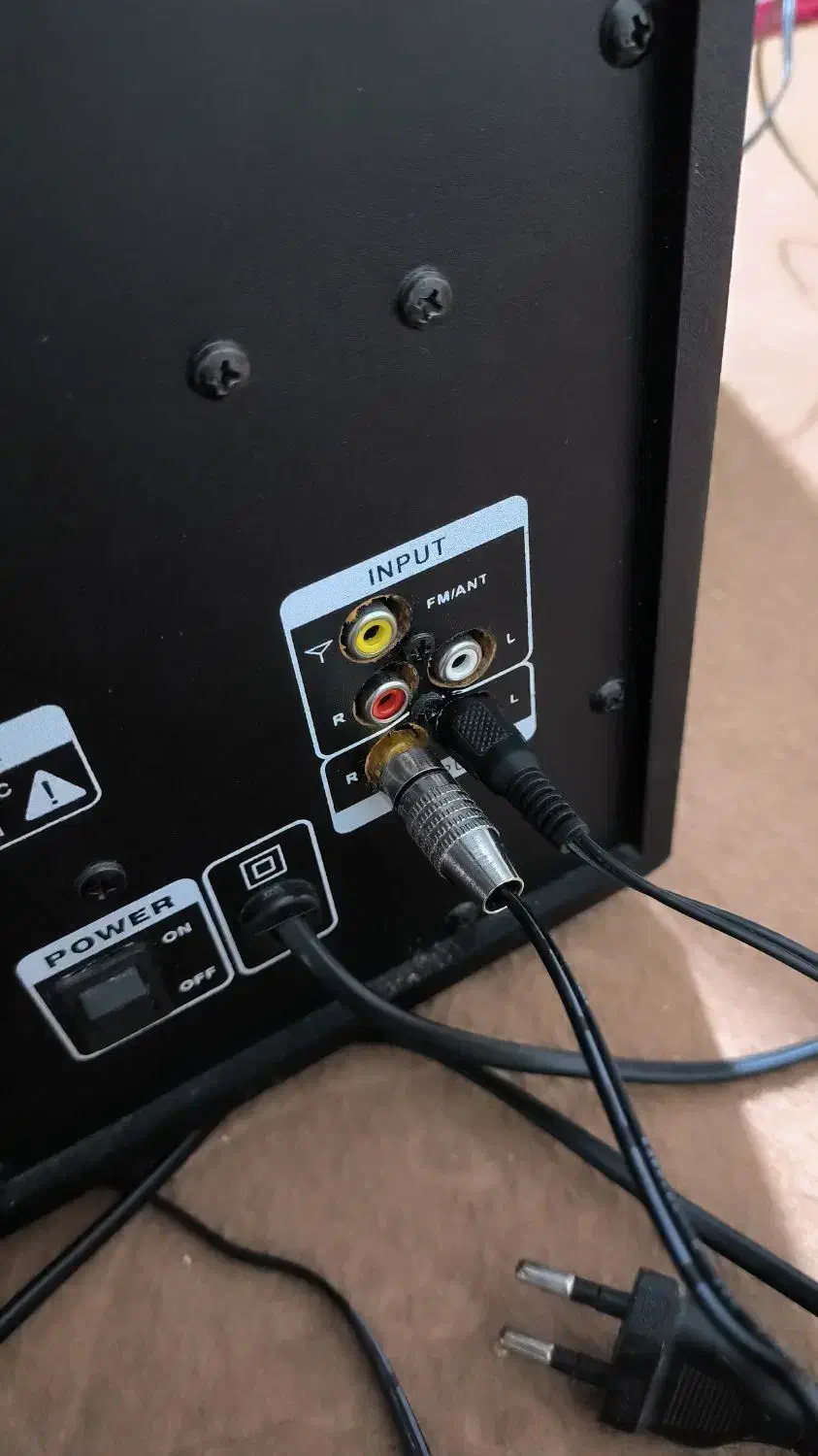 اسپیکر سه تیکه خانگی مکسیدر|سیستم صوتی خانگی|شیراز, ده پیاله|دیوار