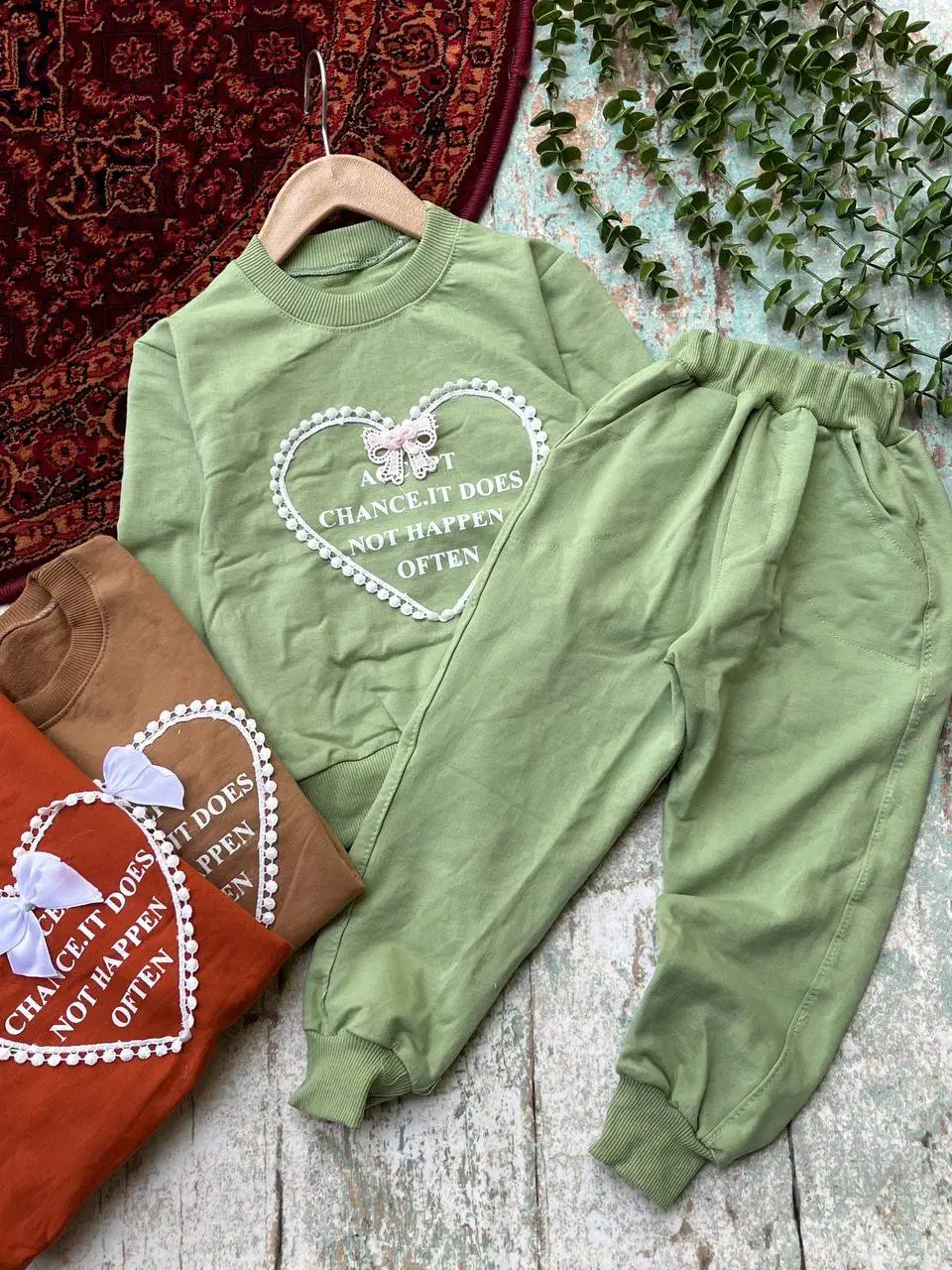 ست بلوز شلوار پنبه دخترانه گالری پوشاک مهراب|کفش و لباس بچه|کرمانشاه, |دیوار