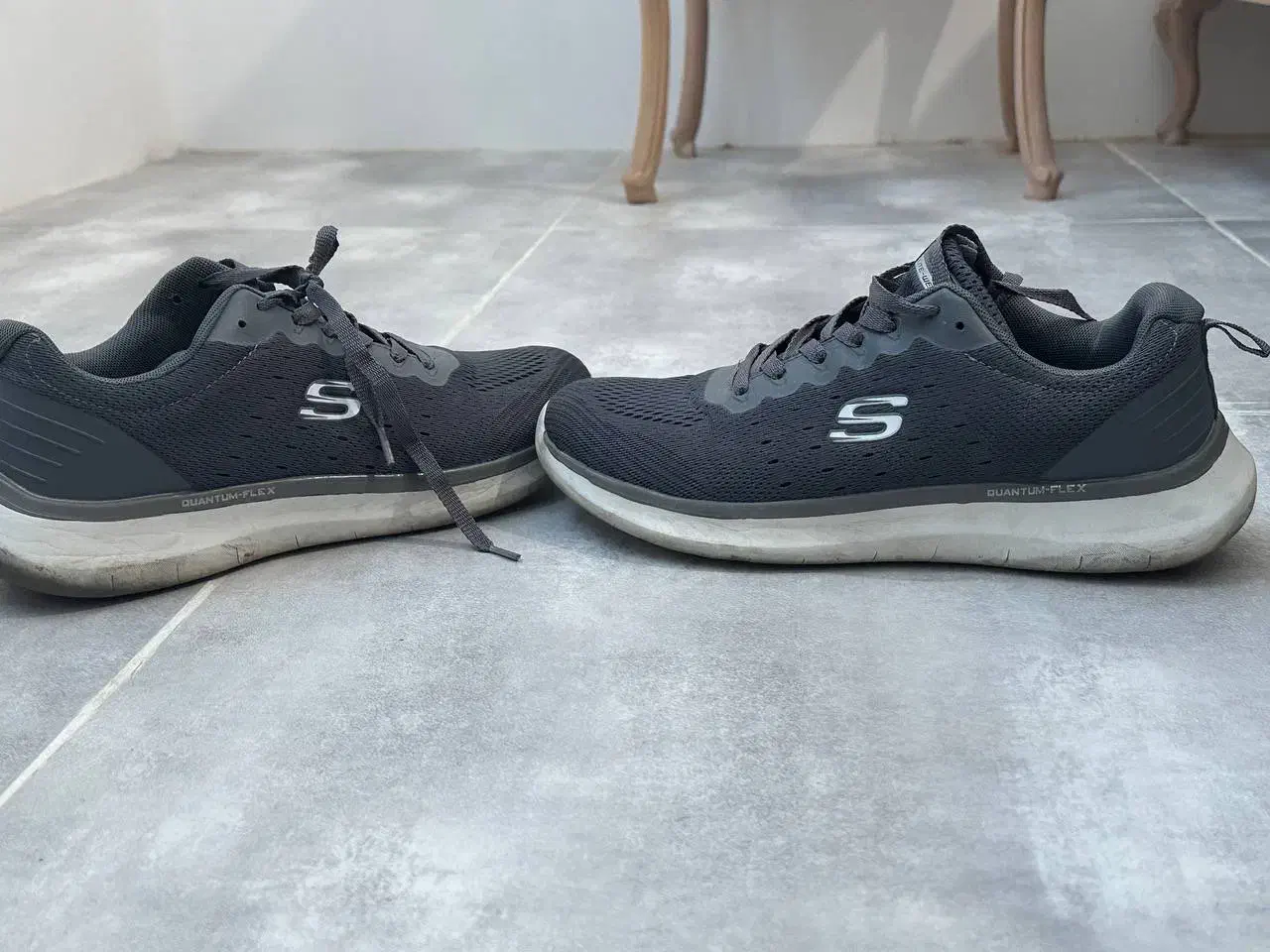 کفش s|کیف، کفش، کمربند|بیرجند, |دیوار