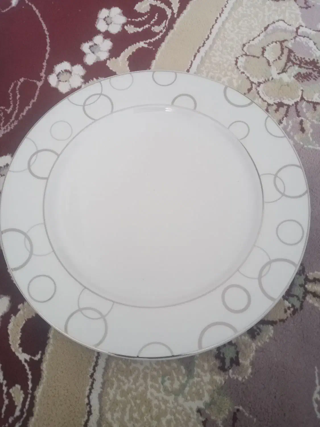 سرویس 18پارچه چینی|ظروف سرو و پذیرایی|الیگودرز, |دیوار