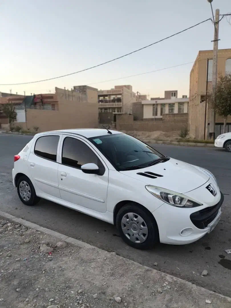 پژو۲۰۷مدل۹۸شاسی پلمپ|خودرو سواری و وانت|ابرکوه, |دیوار