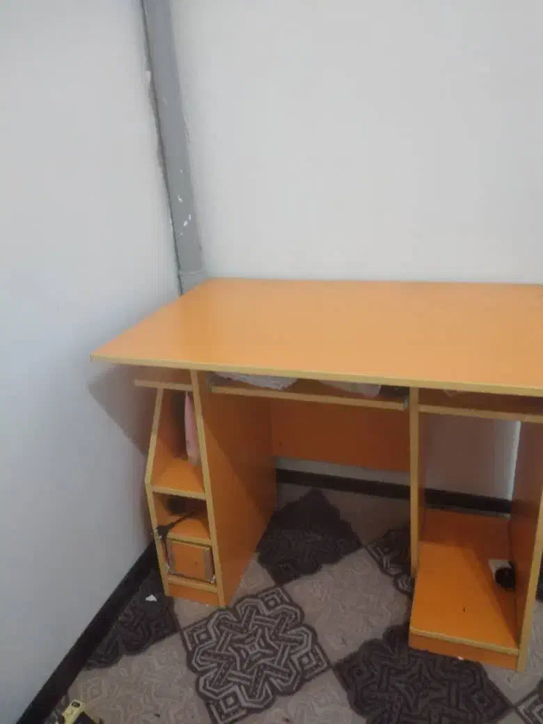 میزکامپیوتر|میز تحریر و کامپیوتر|فرخ‌شهر, |دیوار