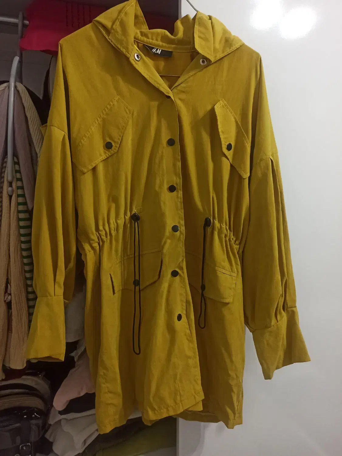 بارونی بلند|لباس|شاهین‌شهر, مخابرات (شهید بهشتی)|دیوار