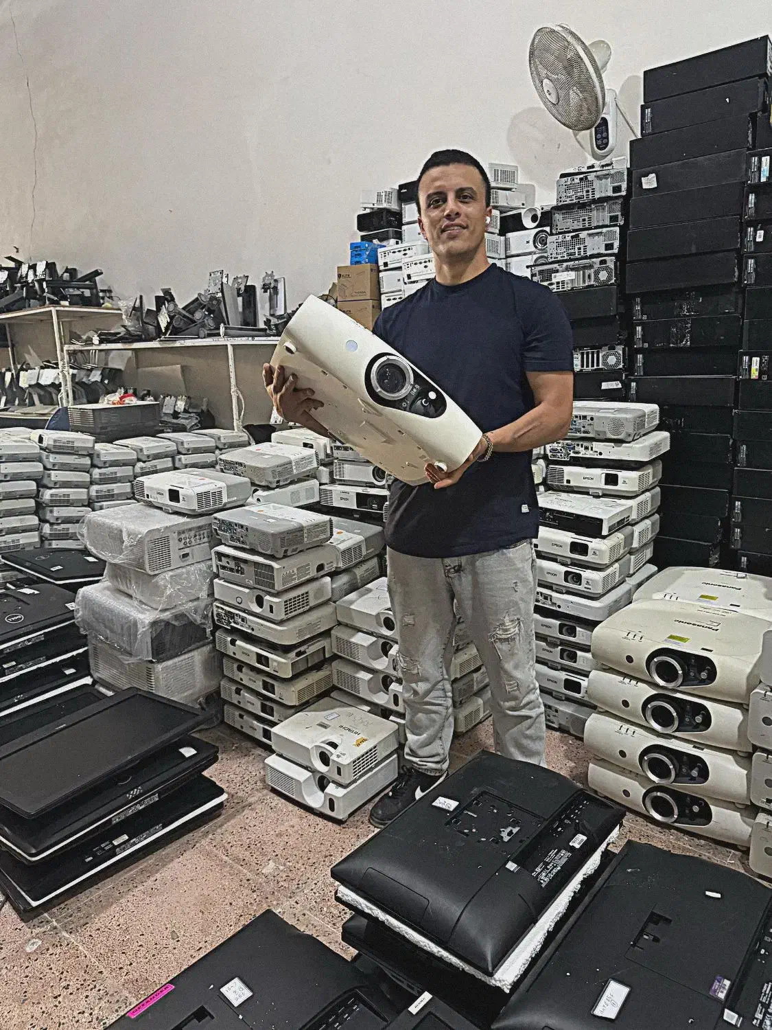 ویدیو پروژکتور اپسون سفارش اروپا عمده و تک|تلویزیون و پروژکتور|تهران, تجریش|دیوار