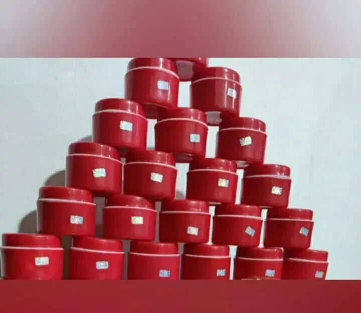 کرم معجزه vip اصلی سفید کننده دائم پوست و لکه بر|آرایشی، بهداشتی، درمانی|اسدآباد, |دیوار