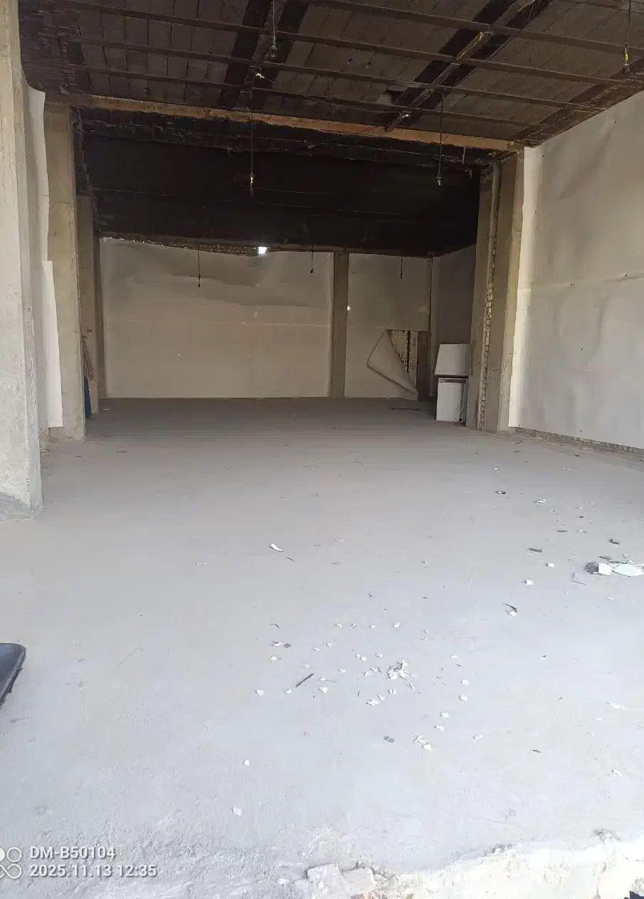 مغازه ی ۴۴۰ متری|اجارهٔ مغازه و غرفه|خمینی‌شهر, |دیوار