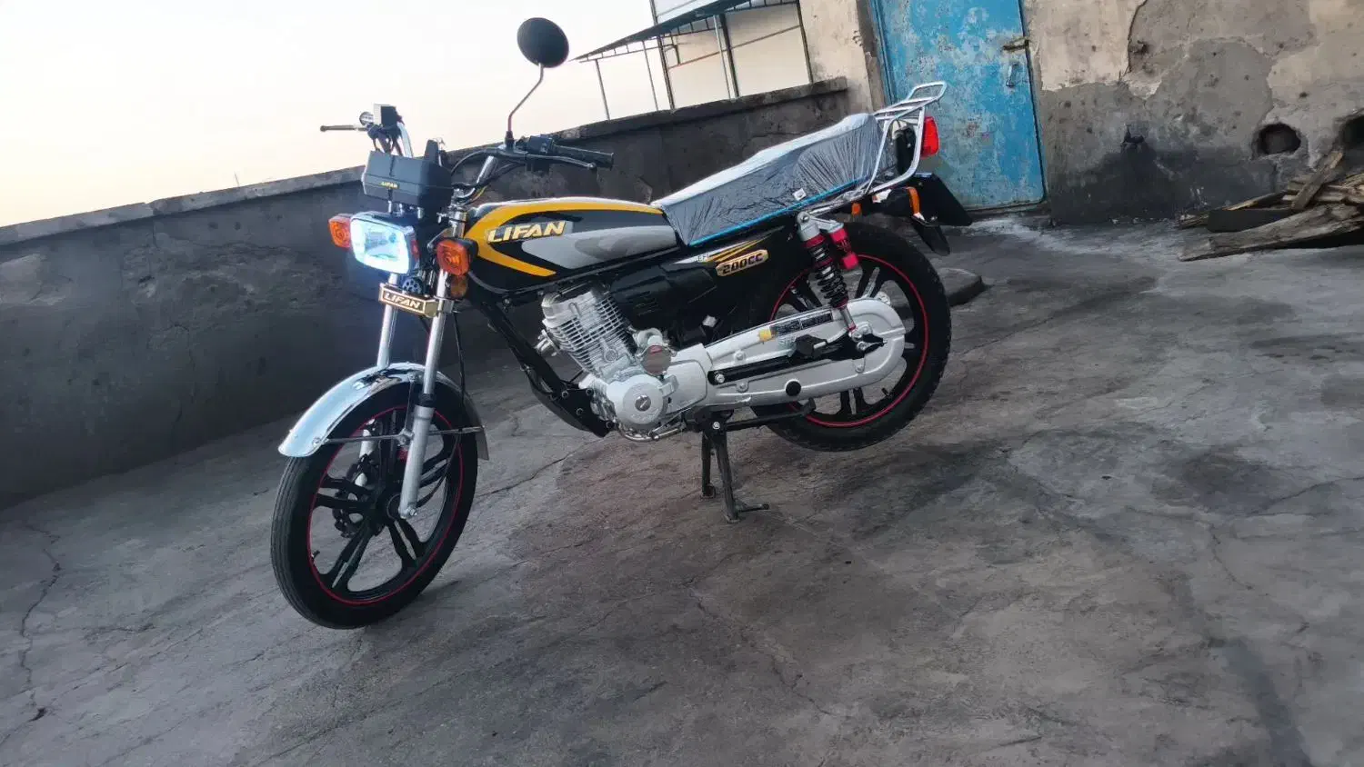 موتور 200|موتورسیکلت|میاندوآب, |دیوار