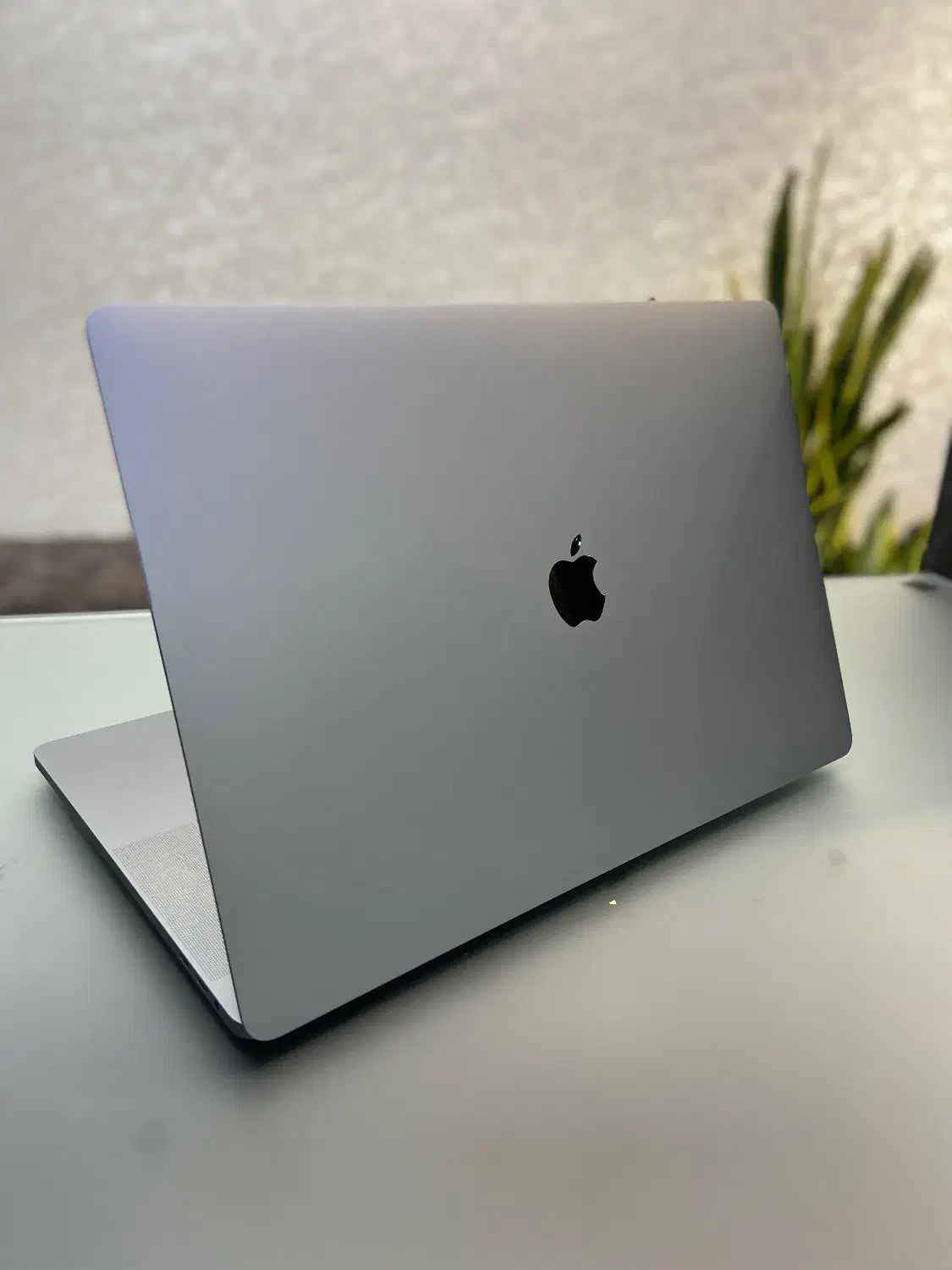 اپل Mac Bookpro جشنواره فروش انواع ایپد و گوشی و|رایانه همراه|اصفهان, مفتح|دیوار