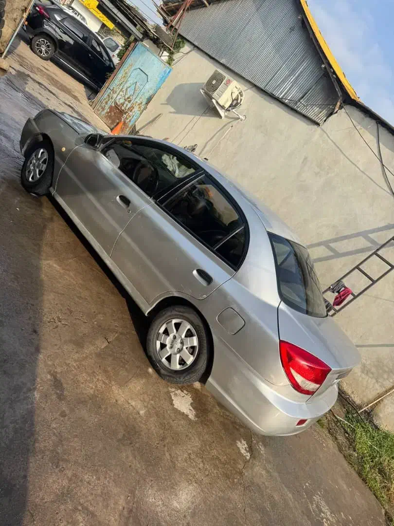 ریو نقره ای ۸۵|خودرو سواری و وانت|رشت, اسماعیل آباد|دیوار