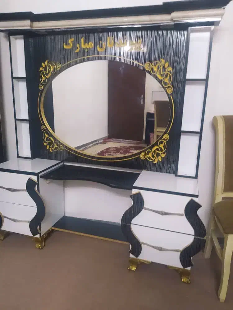 میز آینه ای|مبلمان خانگی و میز عسلی|بندر امام خمینی, |دیوار