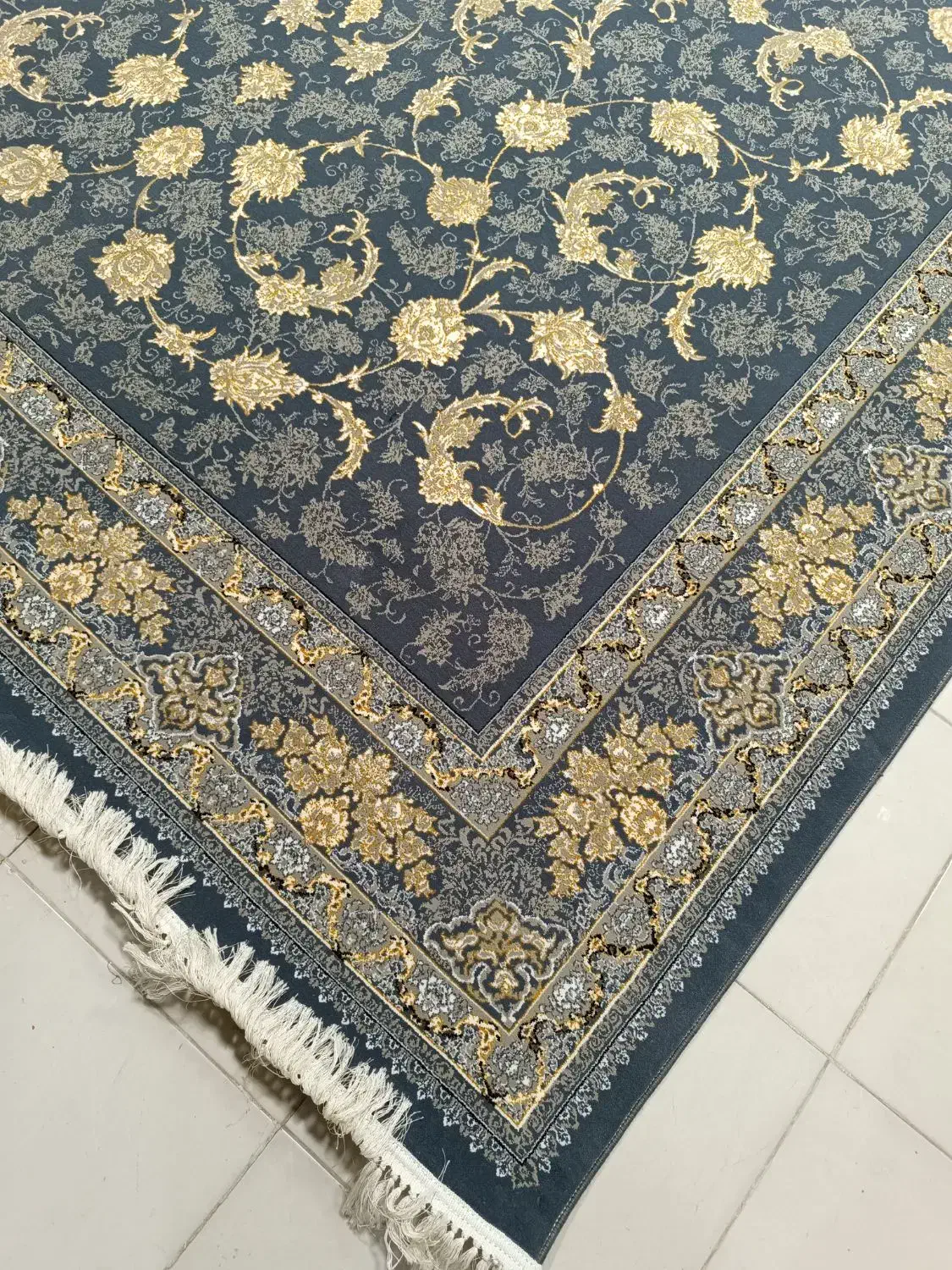 ۴ تخته ۹ متری ۷۰۰شانه تراکم ۲۵۵۰ بازنشده|فرش|کرمانشاه, |دیوار