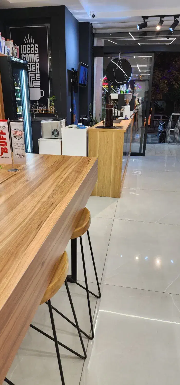 واگذاری کافه موبایل به صورت رایگان|اجارهٔ مغازه و غرفه|شیراز, مبعث|دیوار