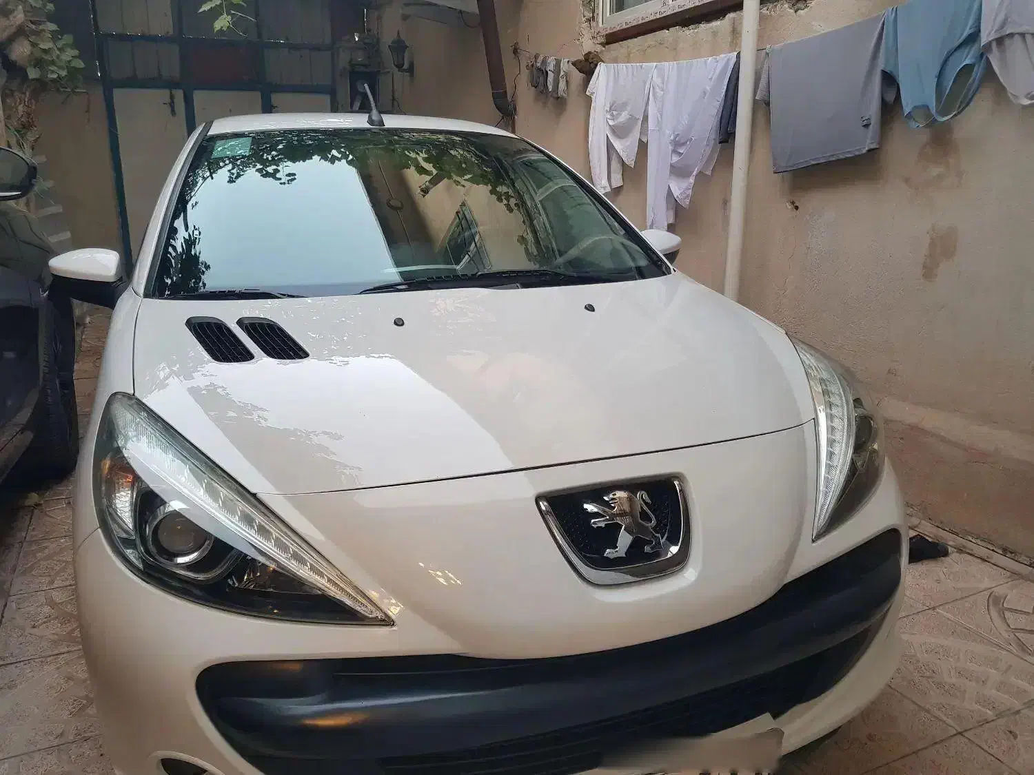 ۲۰۷ مدل ۹۶ سقف فلز|خودرو سواری و وانت|کرمانشاه, |دیوار