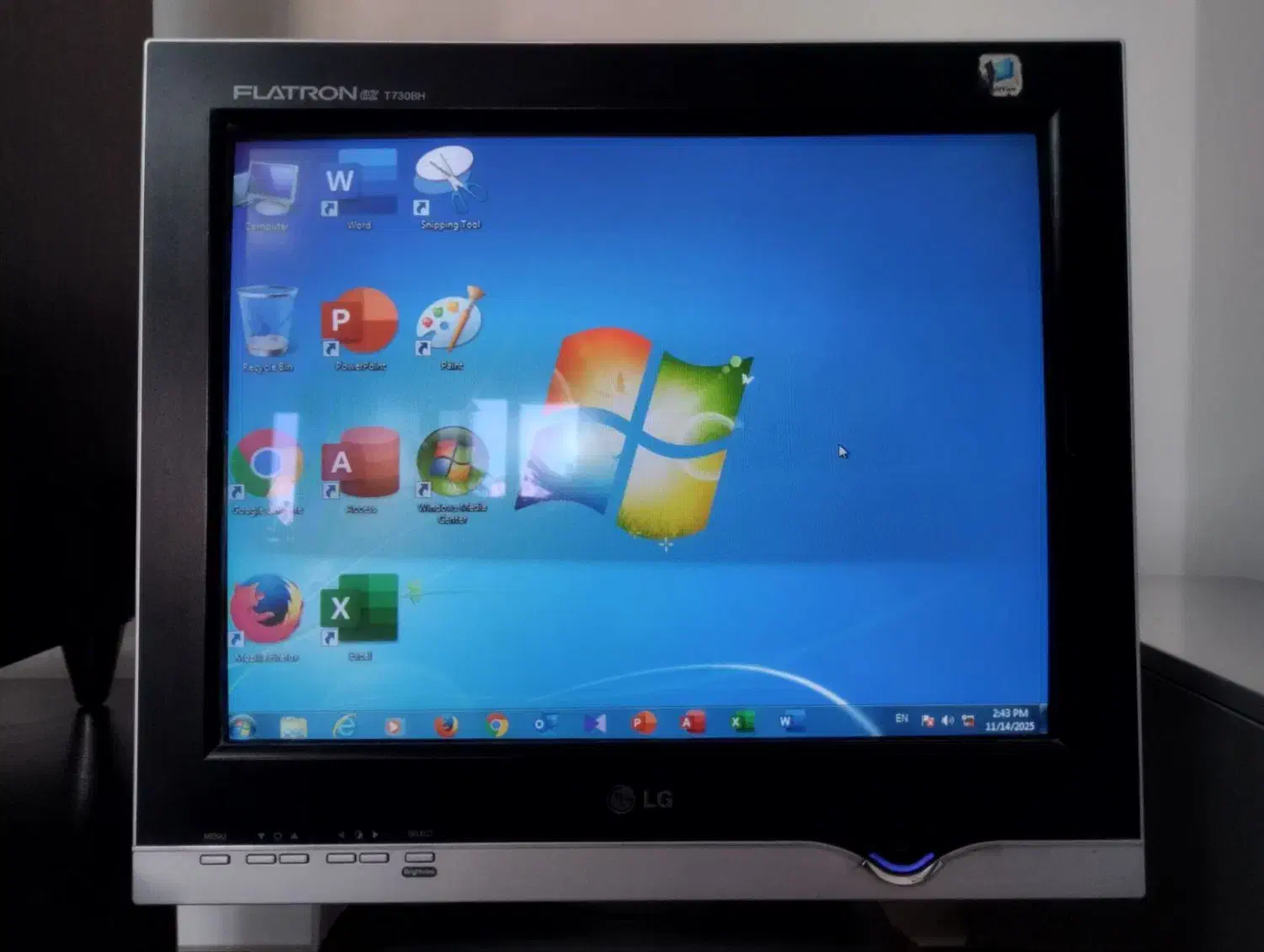 کامپیوتر آکبند|رایانه رومیزی|ملارد, |دیوار