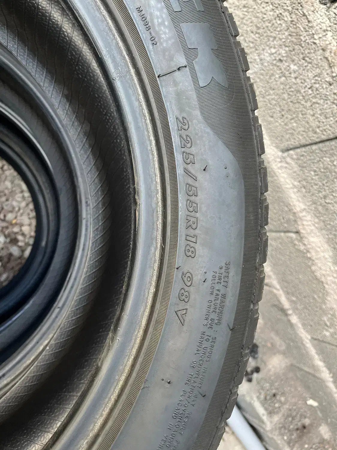 لاستیک|قطعات یدکی و لوازم جانبی|احمدسرگوراب, |دیوار