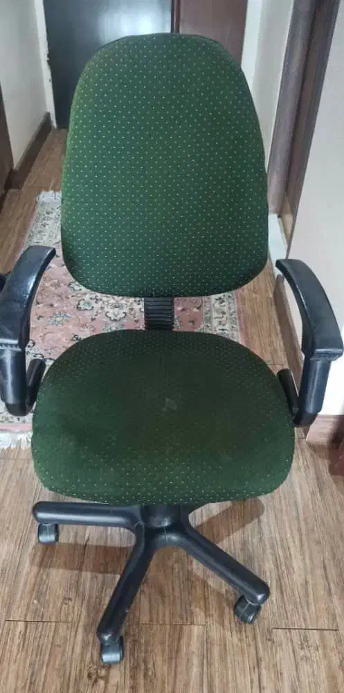 فروش فوری لوازم ارایشگاهی|آرایشگاه و سالن‌های زیبایی|اصفهان, خواجو|دیوار