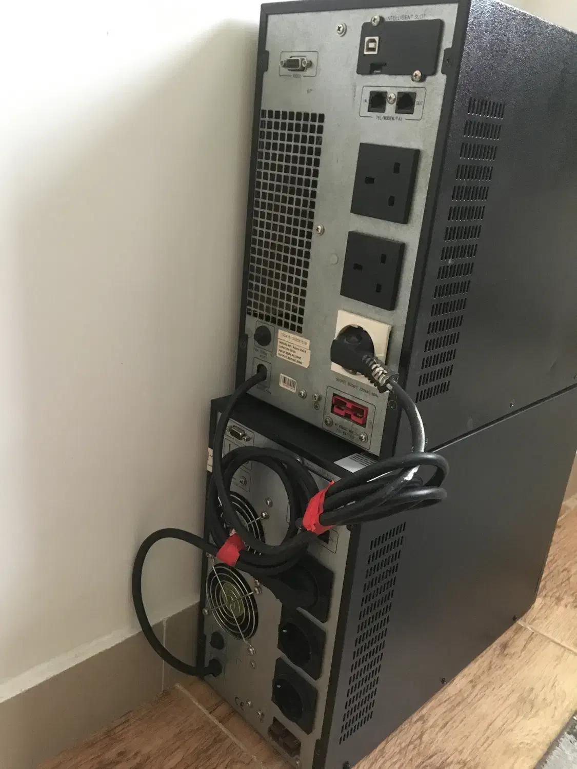 ups برق اضطراری|قطعات و لوازم جانبی رایانه|رشت, معلم|دیوار