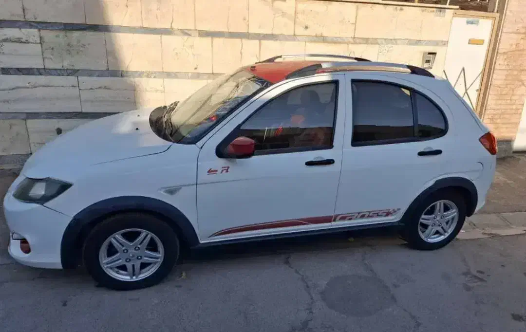 کوییک R سفید قرمز مدل ۱۴۰۱|خودرو سواری و وانت|اراک, |دیوار