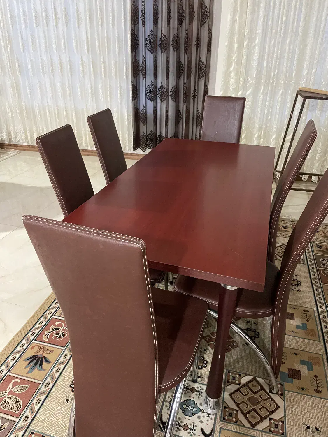 میز غذاخوری|میز و صندلی غذاخوری|شیروان (خراسان), |دیوار