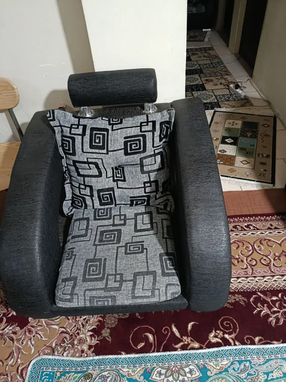 مبل|مبلمان خانگی و میز عسلی|شاهین‌شهر, مسکن مهر|دیوار