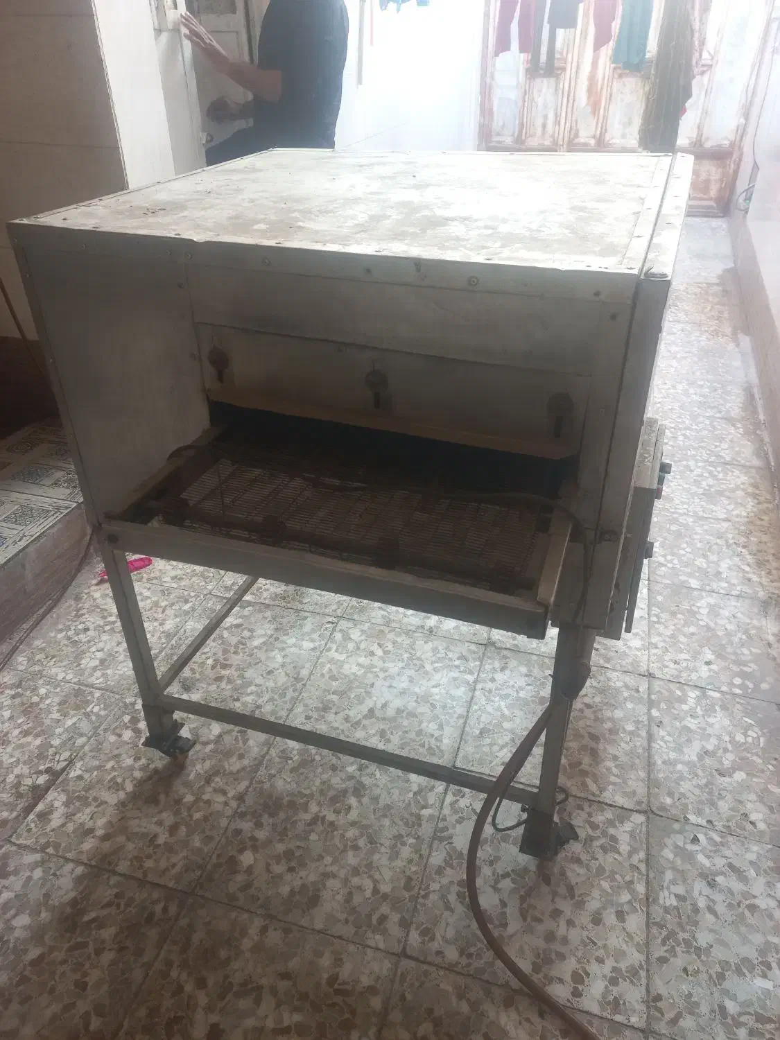 فر پیتزا|کافی‌شاپ و رستوران|کارون, |دیوار