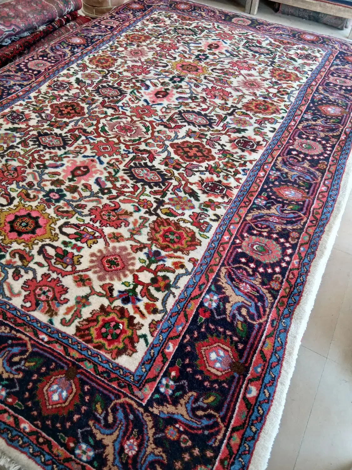 جفت ۶ متری کسب اعلا|فرش|ملایر, |دیوار