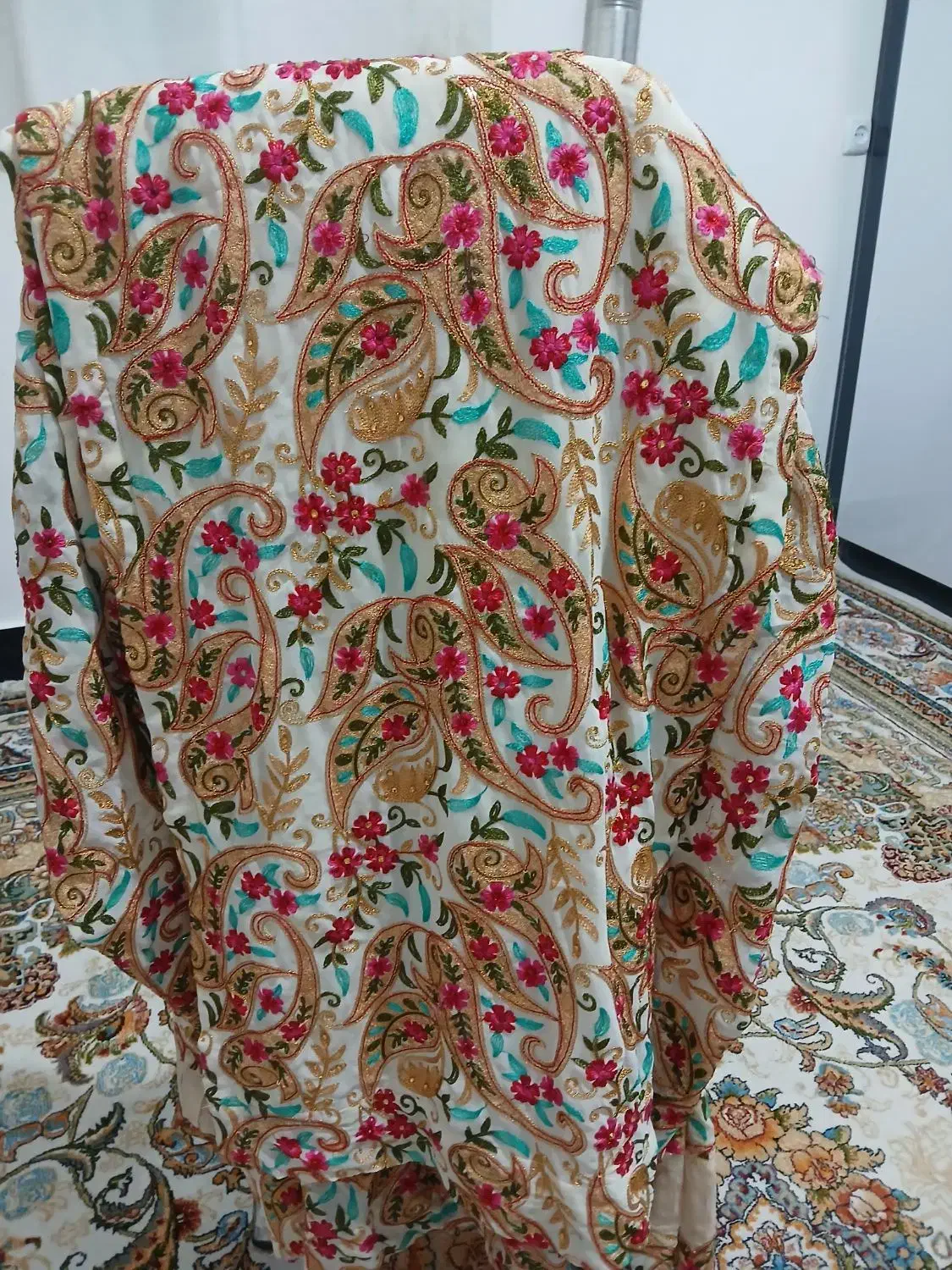 لباس لری|لباس|لردگان, |دیوار