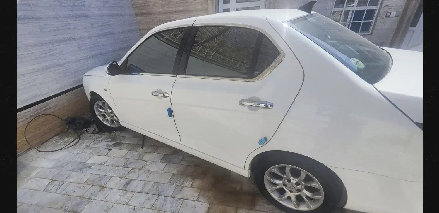 فروش ماشین دنا پلاس توربو اتومات. کم کار. کارمندی|خودرو سواری و وانت|زاهدان, |دیوار