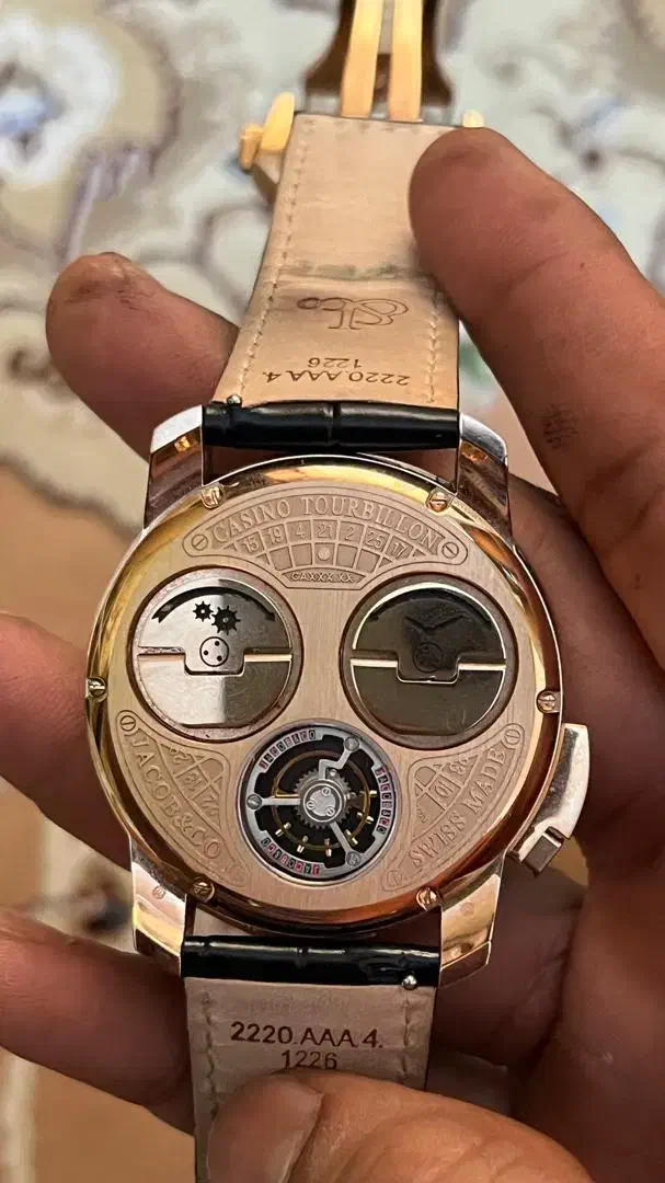 ساعت|ساعت|قشم, |دیوار