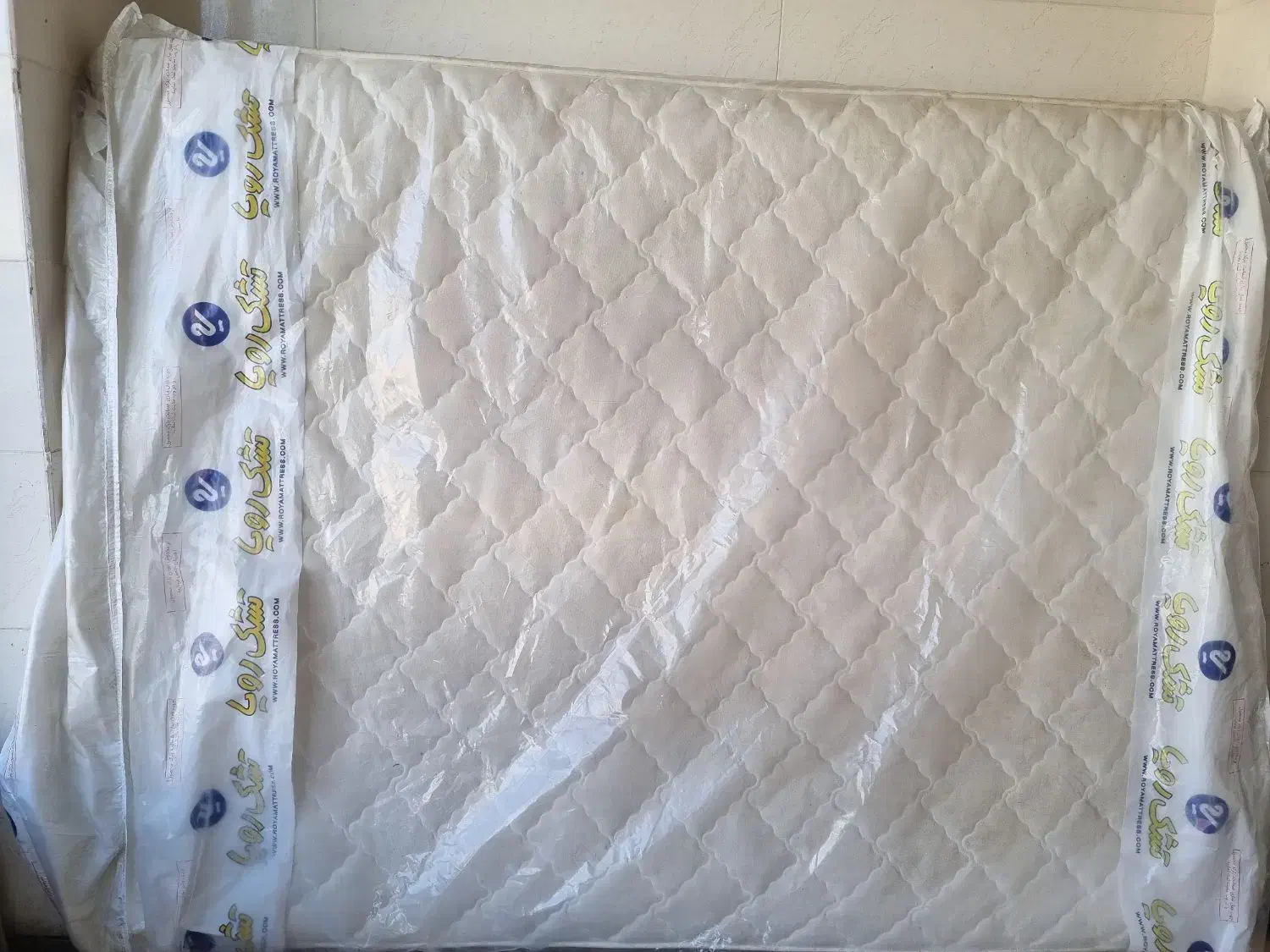 تشک تخت دو نفره در حد نو ۱۶۰در ۱۸۰|تشک تختخواب|بیجار, |دیوار