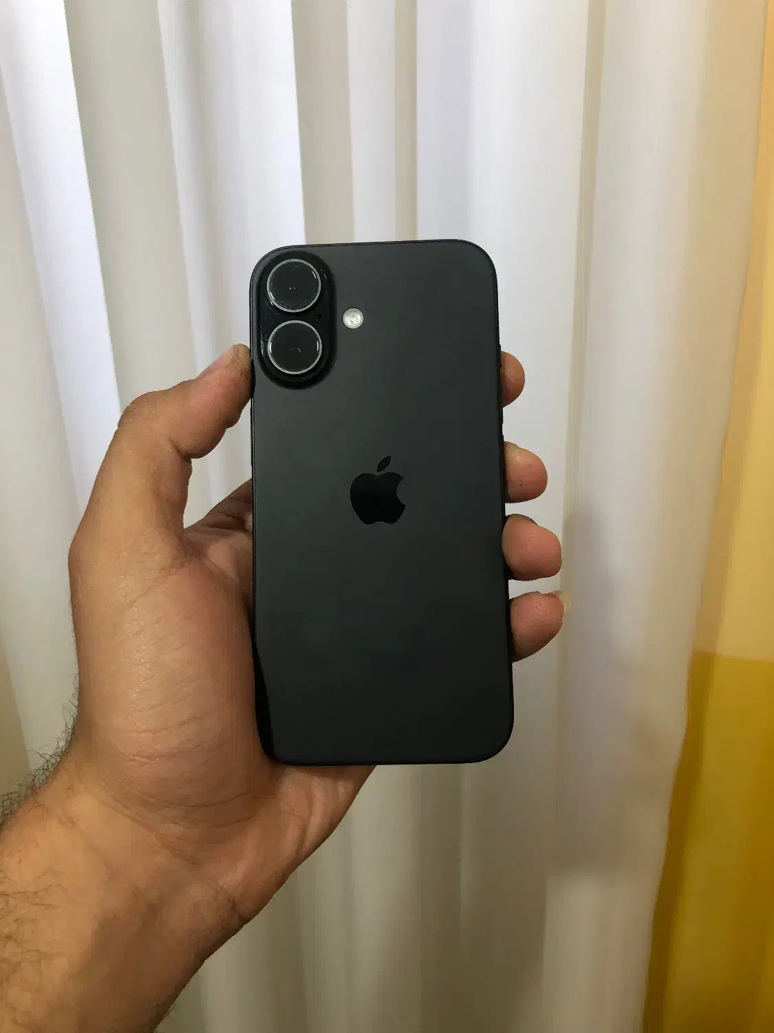 ایفون ۱۶ نرمال اپل فروش فوری|موبایل|بابل, |دیوار