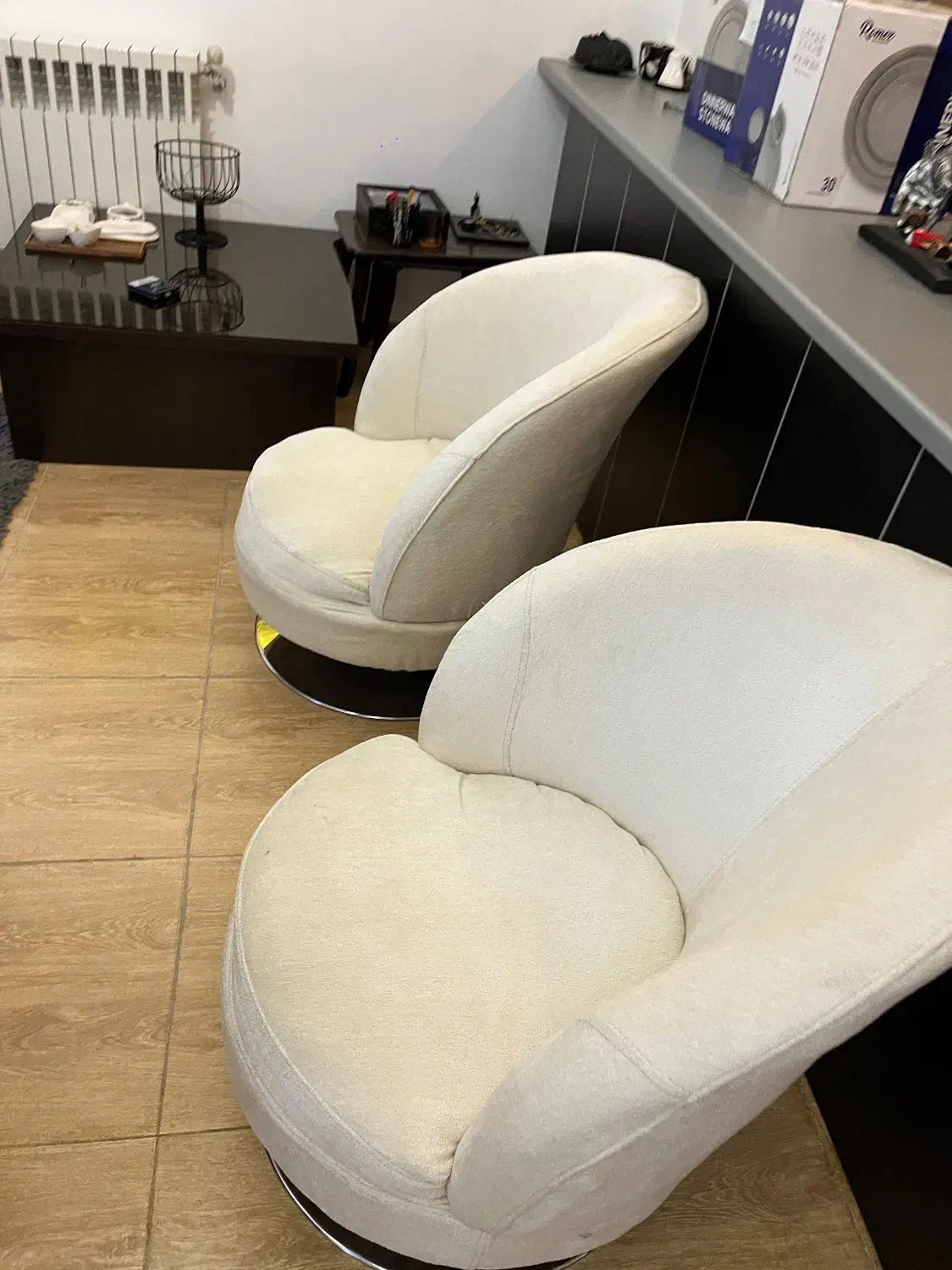 صندلی مبلی  چرخشی (یک عدد موجود است )|مبلمان خانگی و میز عسلی|بابلسر, |دیوار