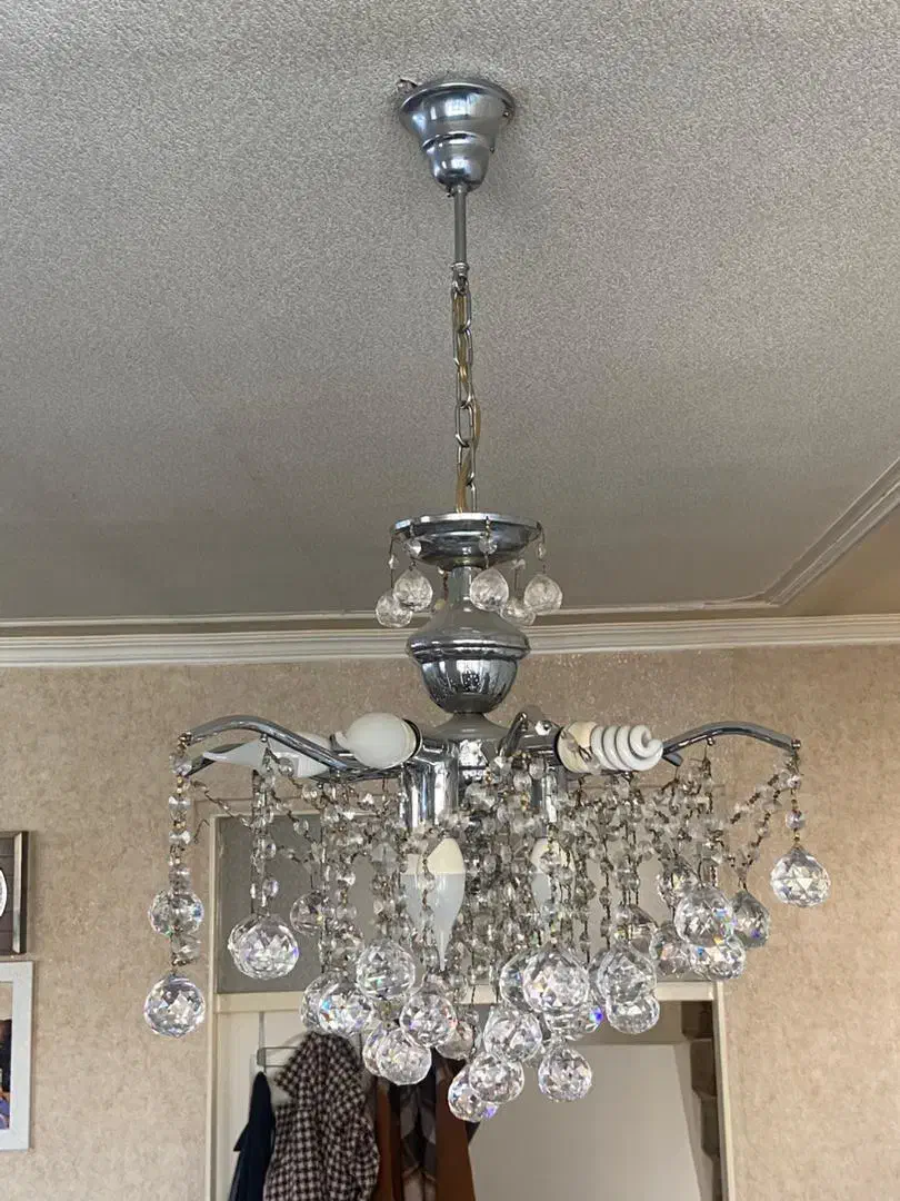 دوعدد لوستر ۸شاخه سالم مناسب ویلاتون|لوستر و چراغ آویز|تبریز, |دیوار