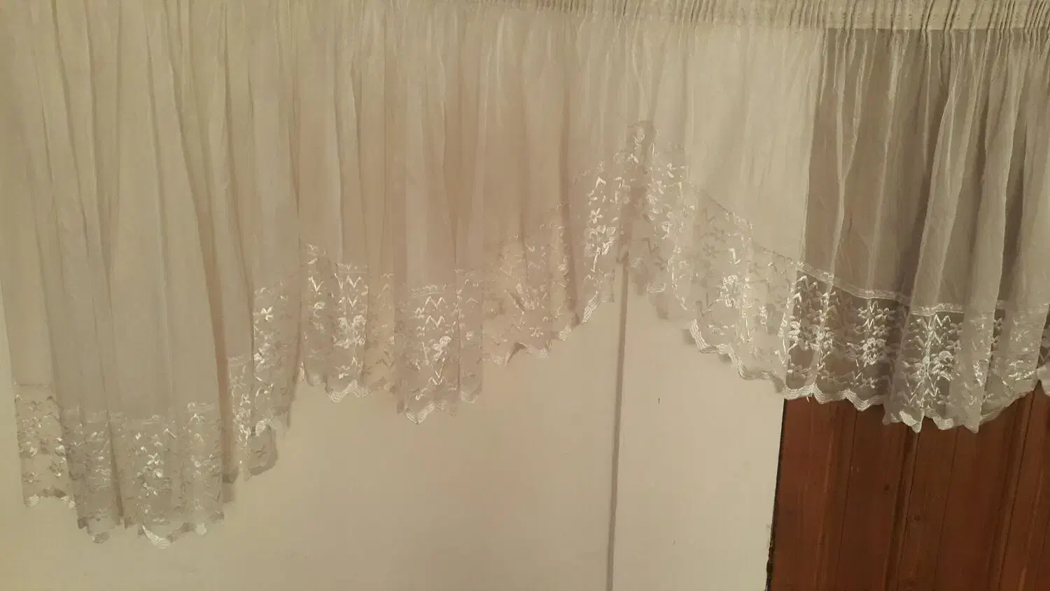 گل وگلدان ولوازم منزل|گل مصنوعی|سنقر, |دیوار