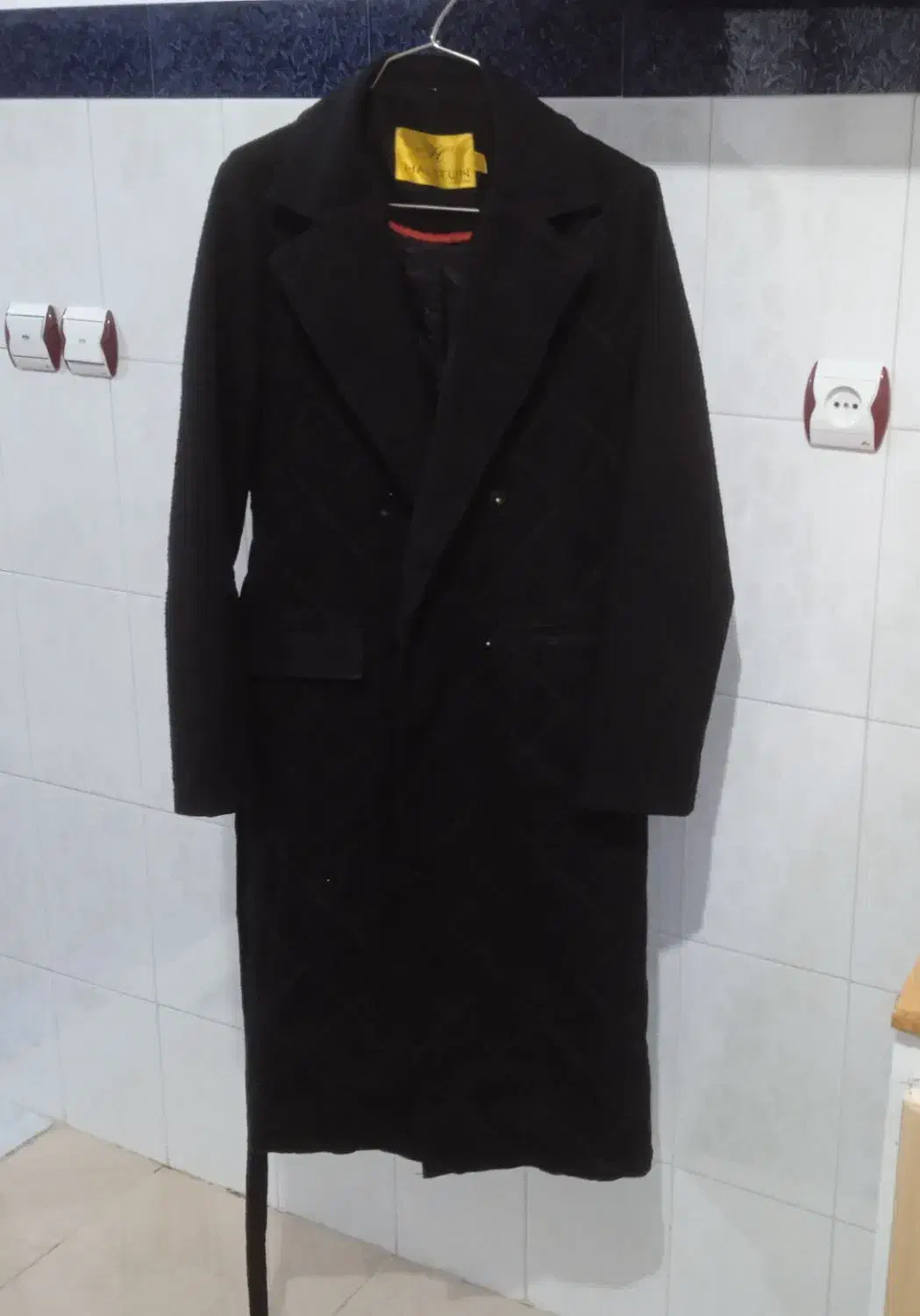 پالتو|کیف، کفش، کمربند|زنجان, |دیوار