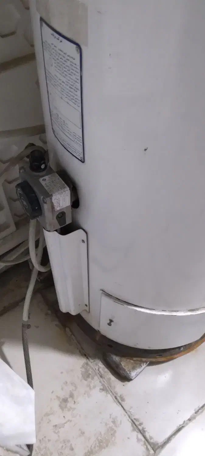 یک عددابگرمکنزمینیکارکرده فروشی.|آبگرمکن، پکیج، شوفاژ|رباطکریم, رباطکریم|دیوار