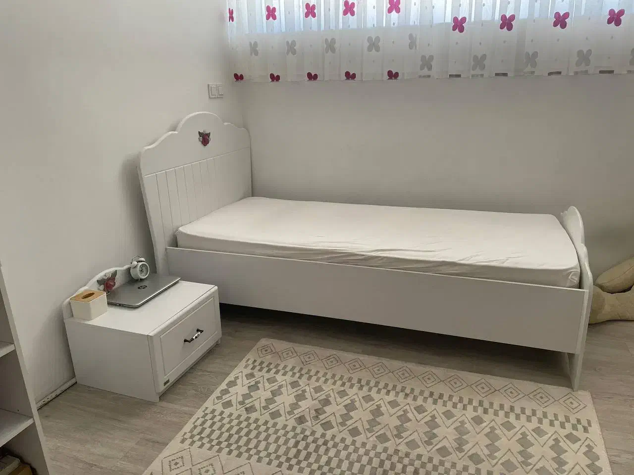 تخت و خواب - پا تختی - بوفه|تخت و سرویس خواب|مهاباد (آذربایجان غربی), |دیوار