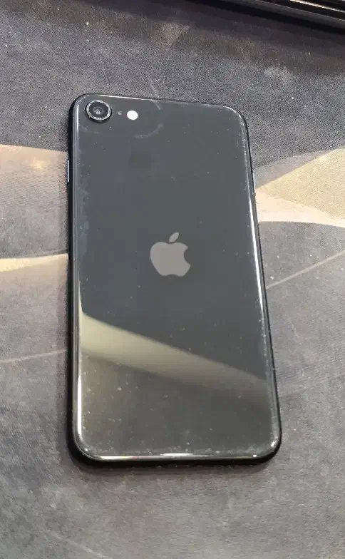 iphone se 2020|موبایل|ساری, |دیوار