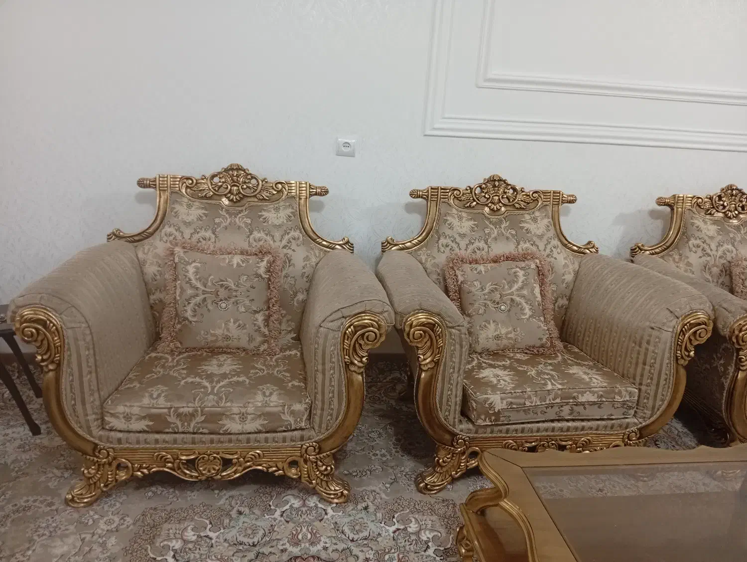 فروش مبل 9نفره سلطنتی|مبلمان خانگی و میز عسلی|ایلام, |دیوار