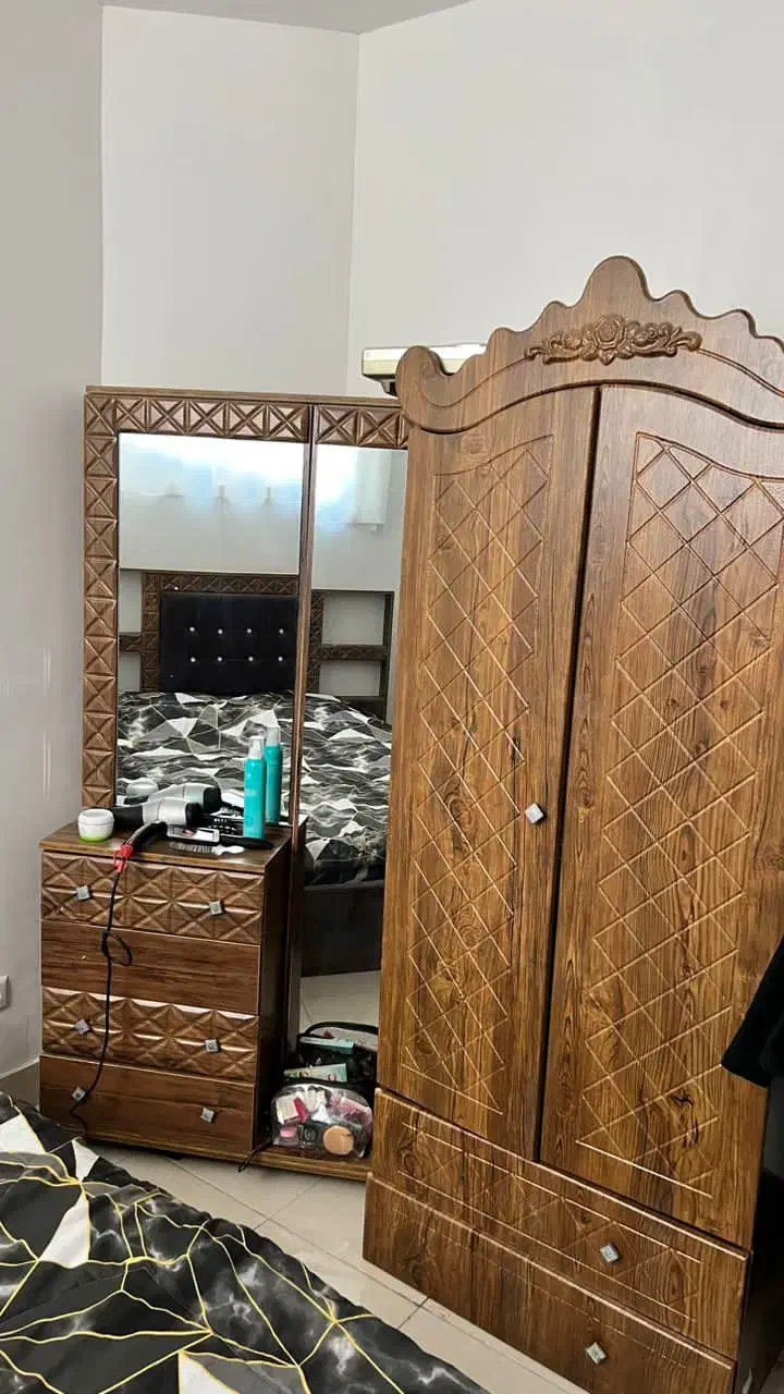 سرویس خواب چوبی|تخت و سرویس خواب|اصفهان, قهجاورستان|دیوار