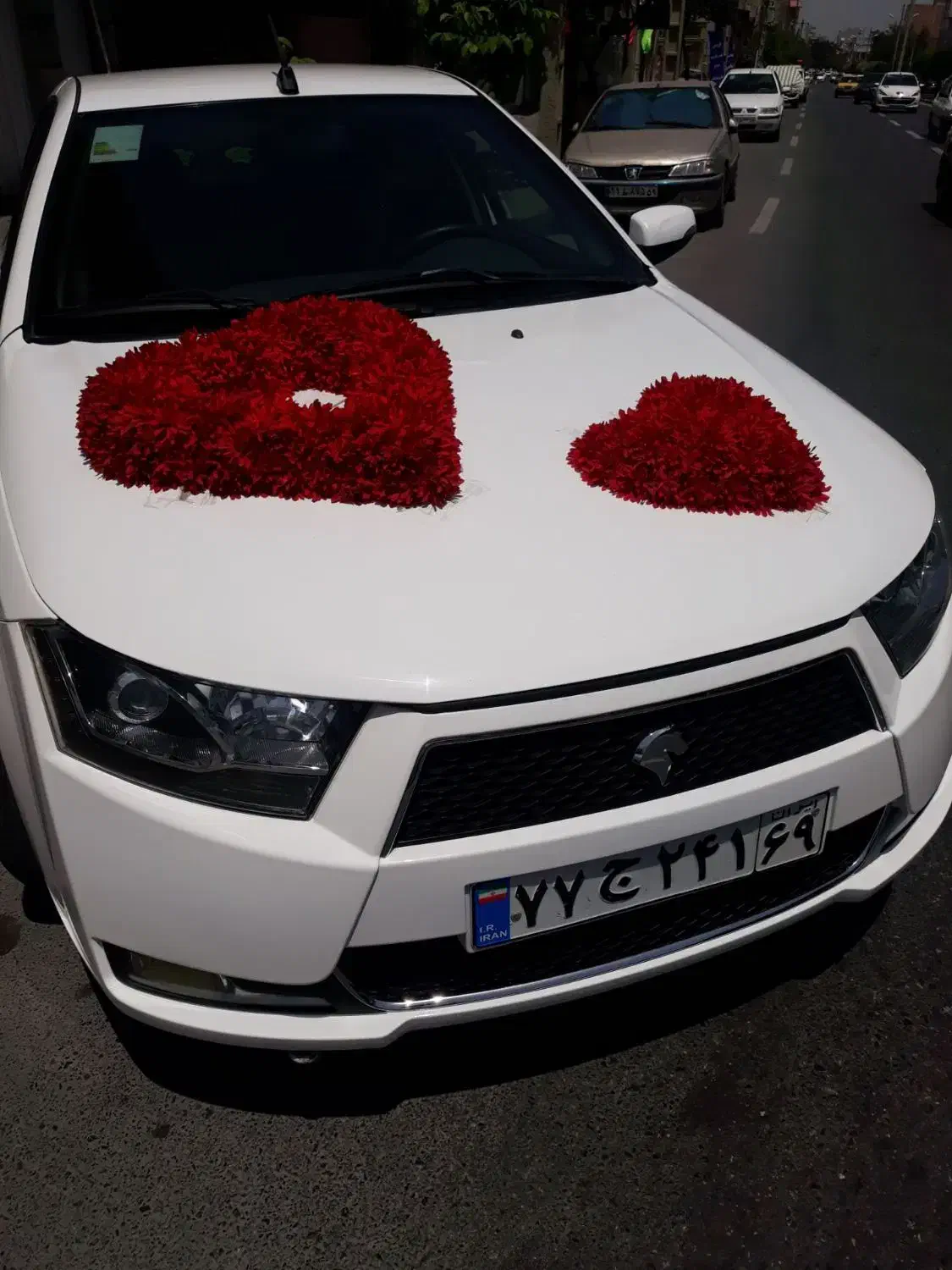 تزئینات ماشین عروس و جایگاه عروس و داماد|خدمات پذیرایی، مراسم|گرگان, |دیوار