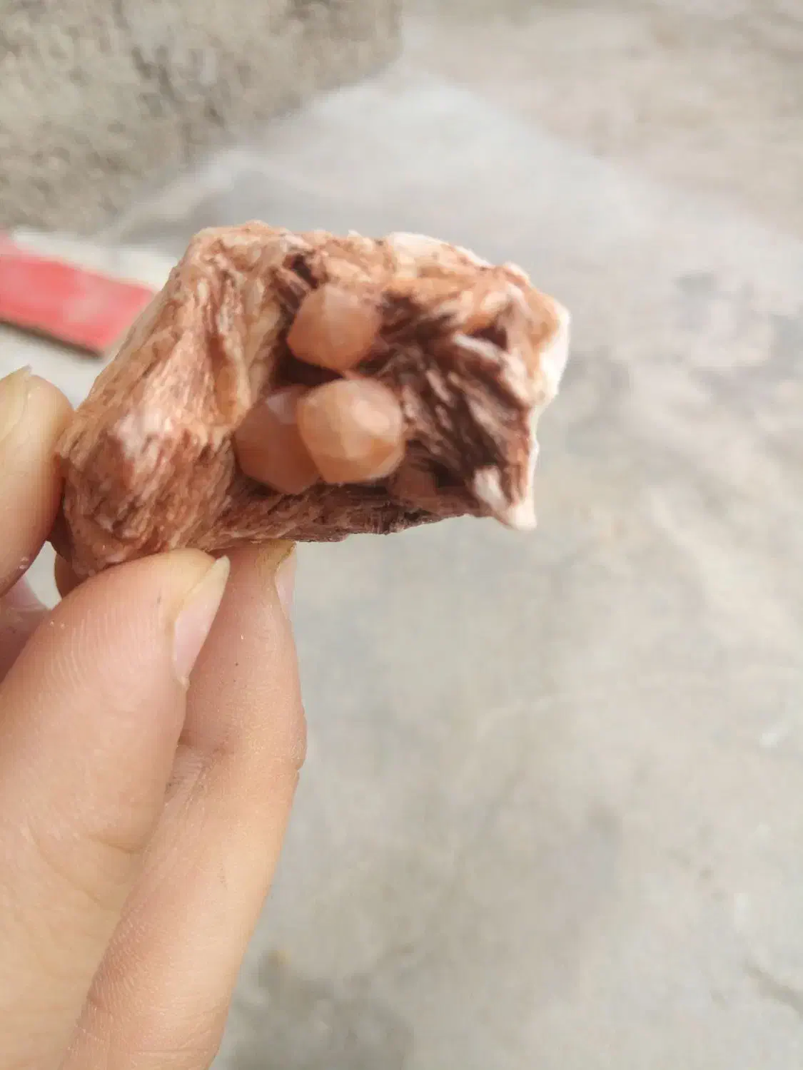 سنگ آنالسیم|کلکسیون اشیاء عتیقه|شاهرود, |دیوار