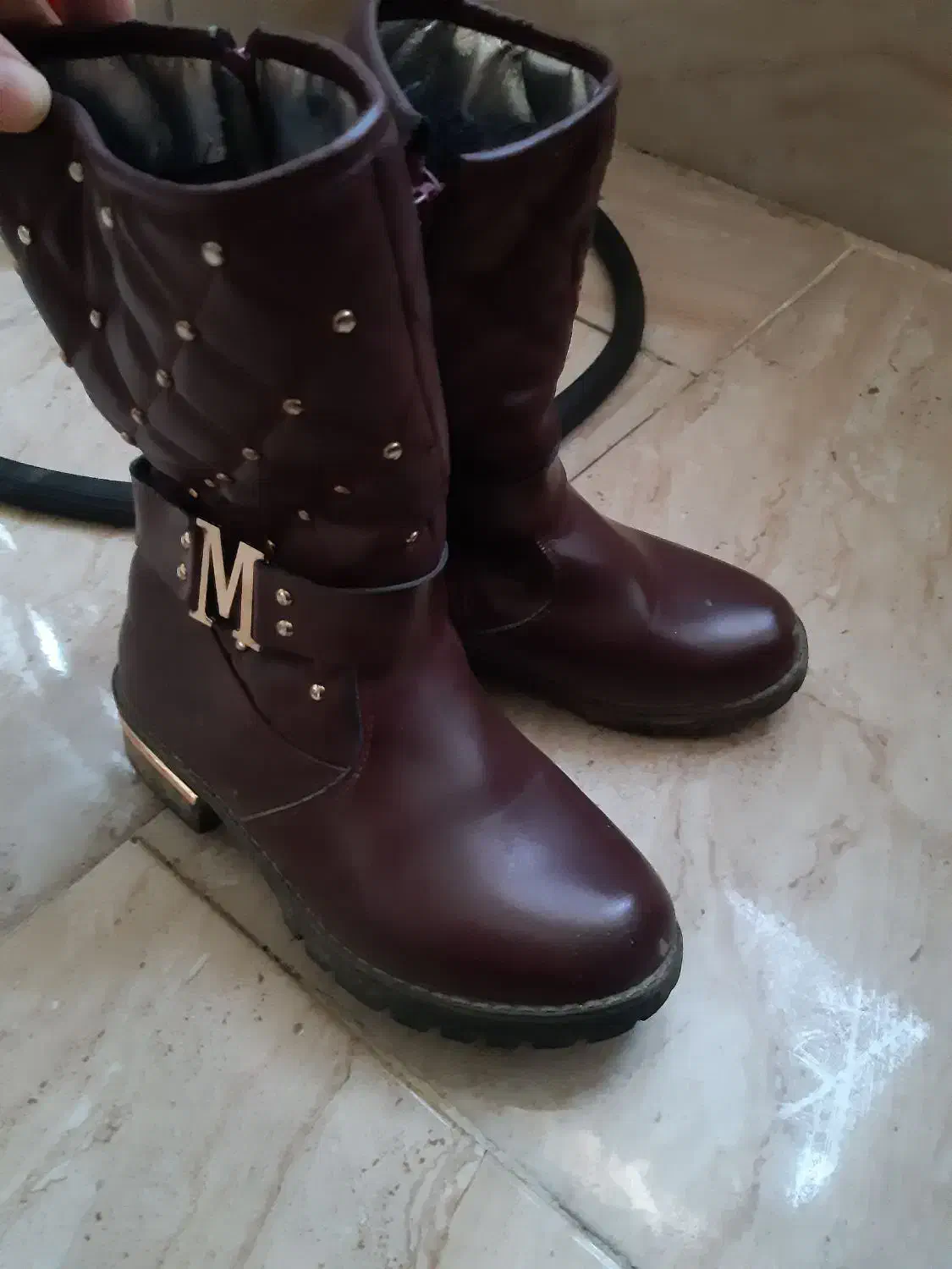 بوت دخترانه|کفش و لباس بچه|بومهن, |دیوار