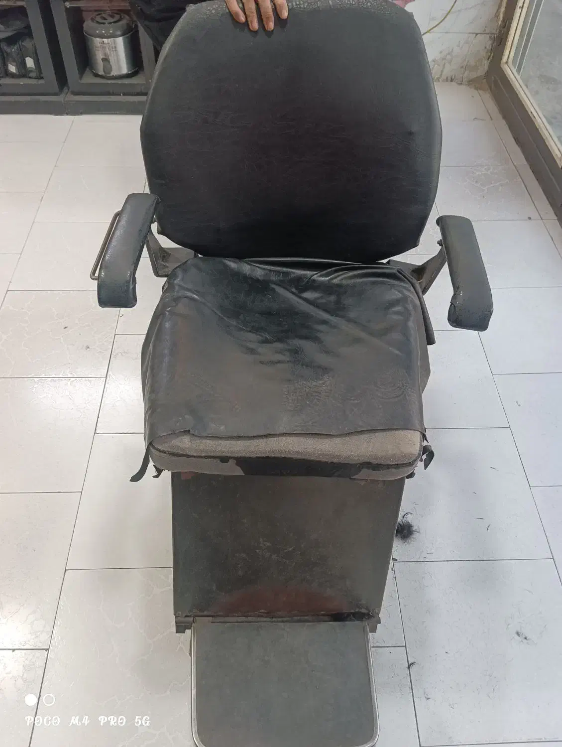 صندلی ارایشگاهی 2 عدد باهم 8 تومن|آرایشگاه و سالن‌های زیبایی|محمدشهر, جعفرآباد|دیوار