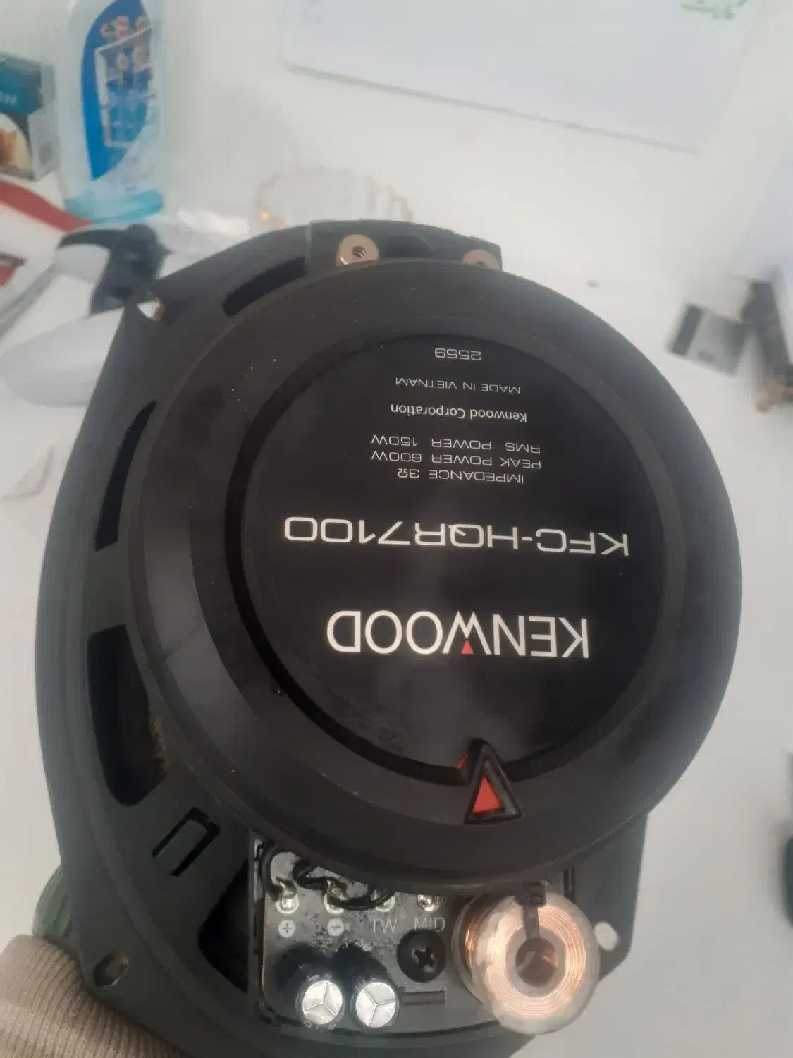 باند خودرو|صوتی و تصویری|میانه, |دیوار